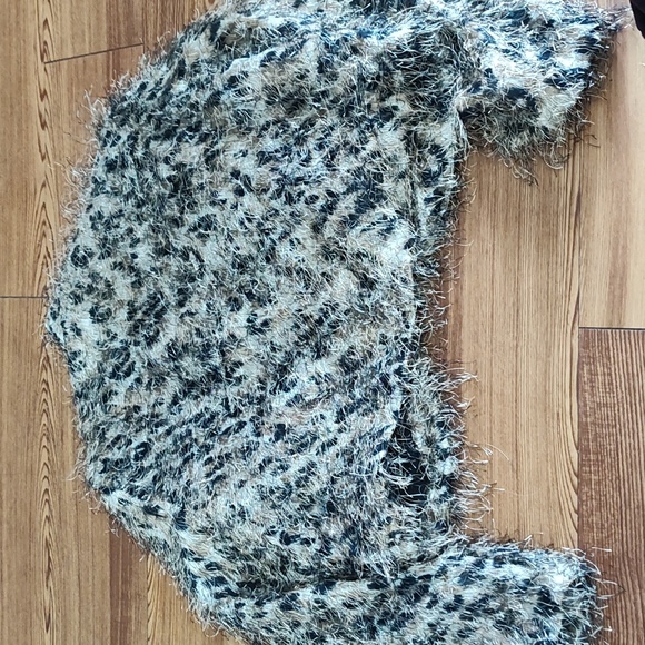 Leopard furry fuzzy jacket - Picture 5 of 7